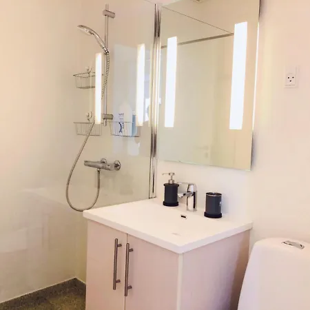 Adnana - Living - Twin Bedroom Lejlighed